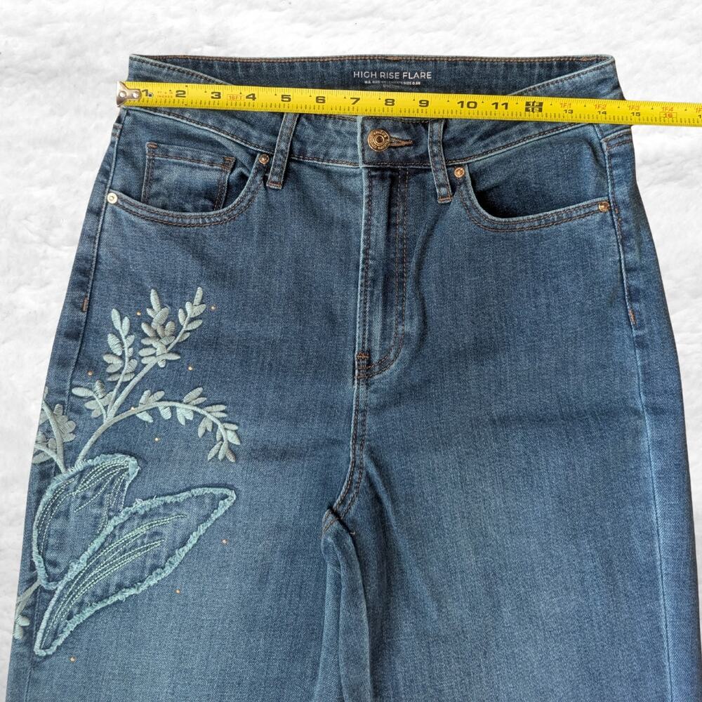 chico's floral appliqué flare jeans embroidered high rise denim - Picture 2 of 4